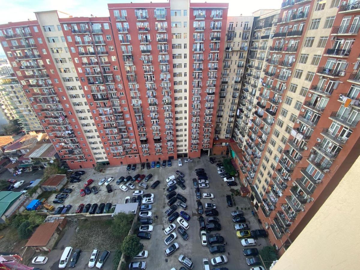Apartment - Nino Батуми Екстериор снимка