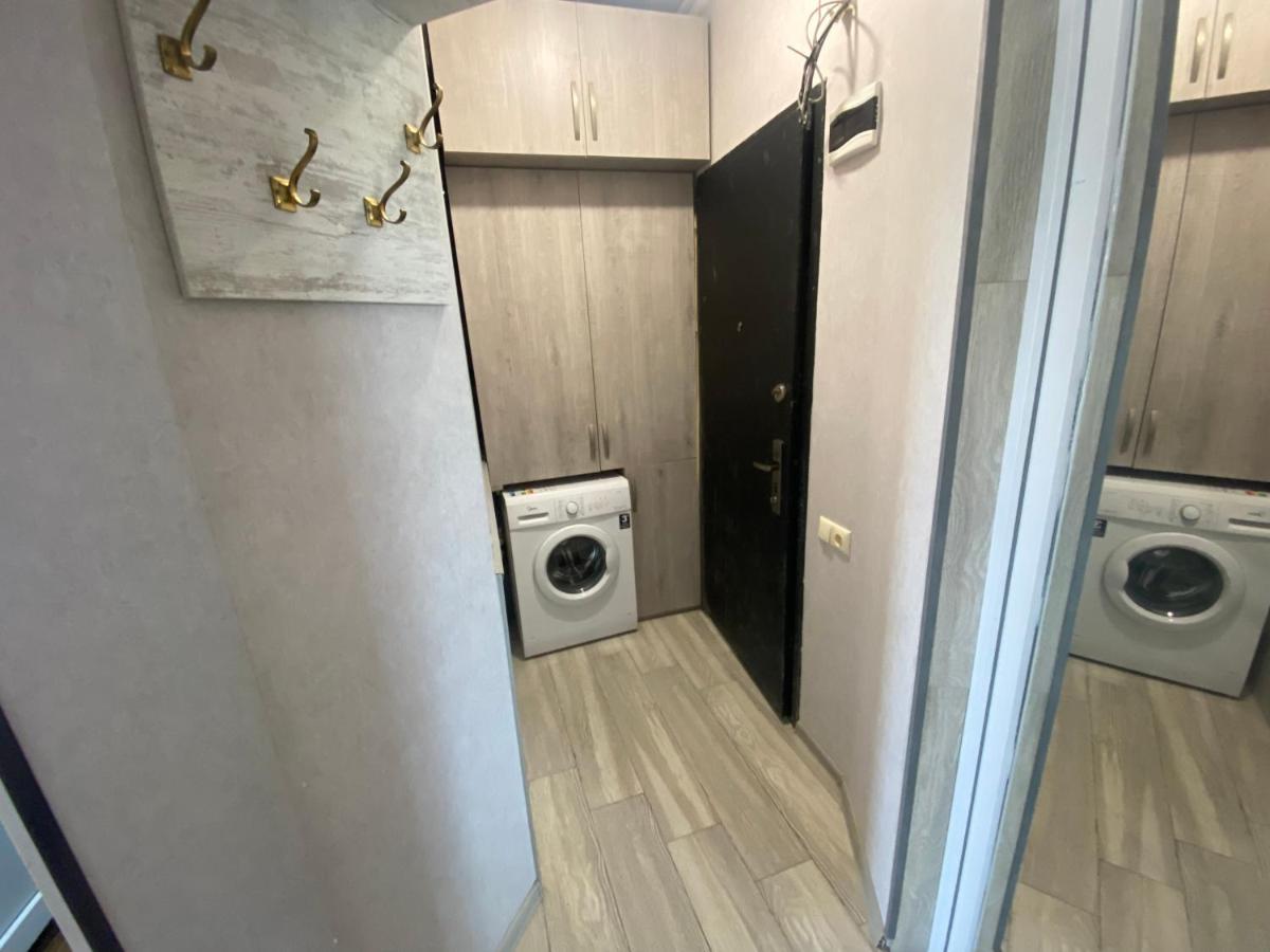 Apartment - Nino Батуми Екстериор снимка