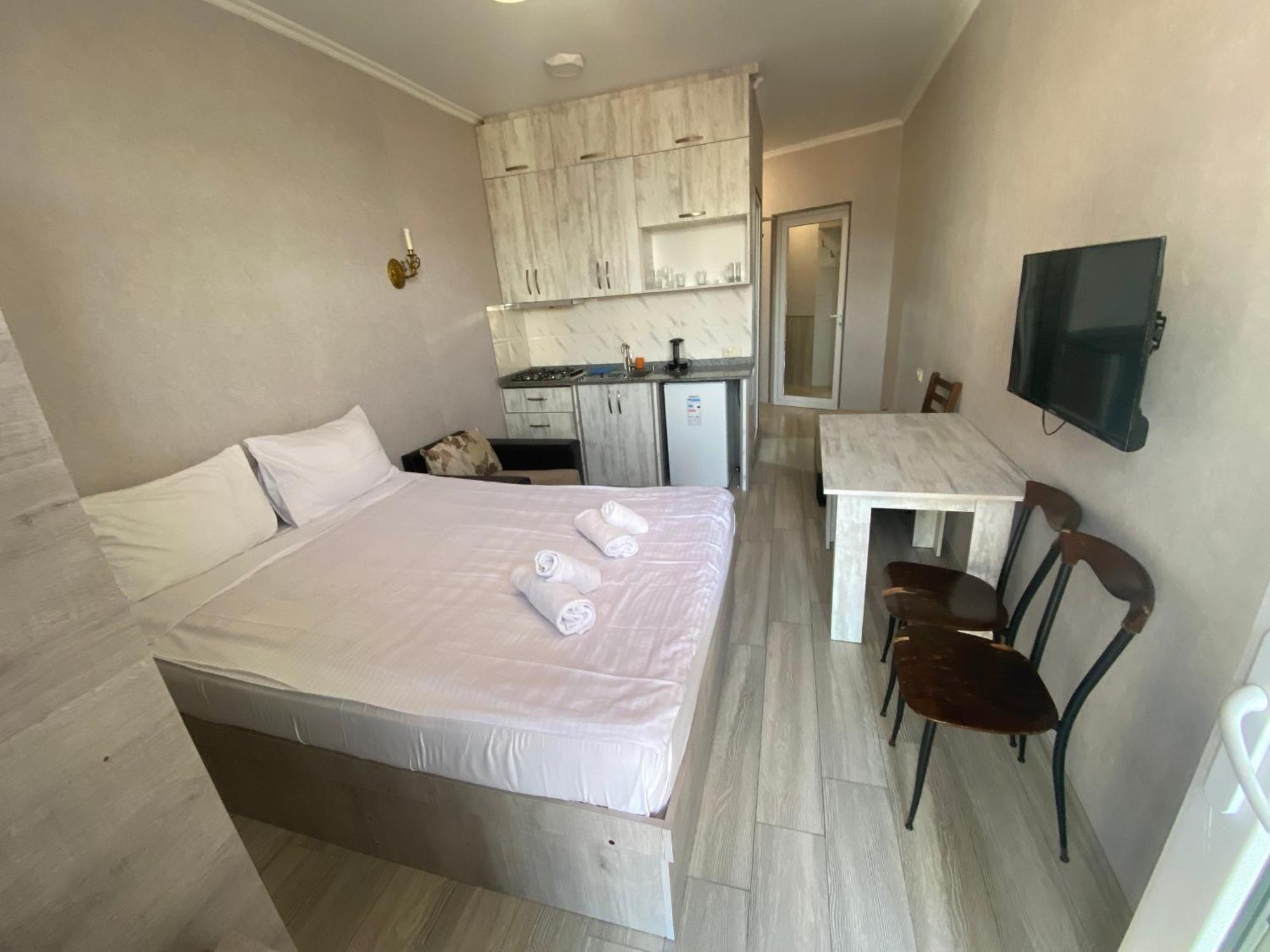 Apartment - Nino Батуми Екстериор снимка