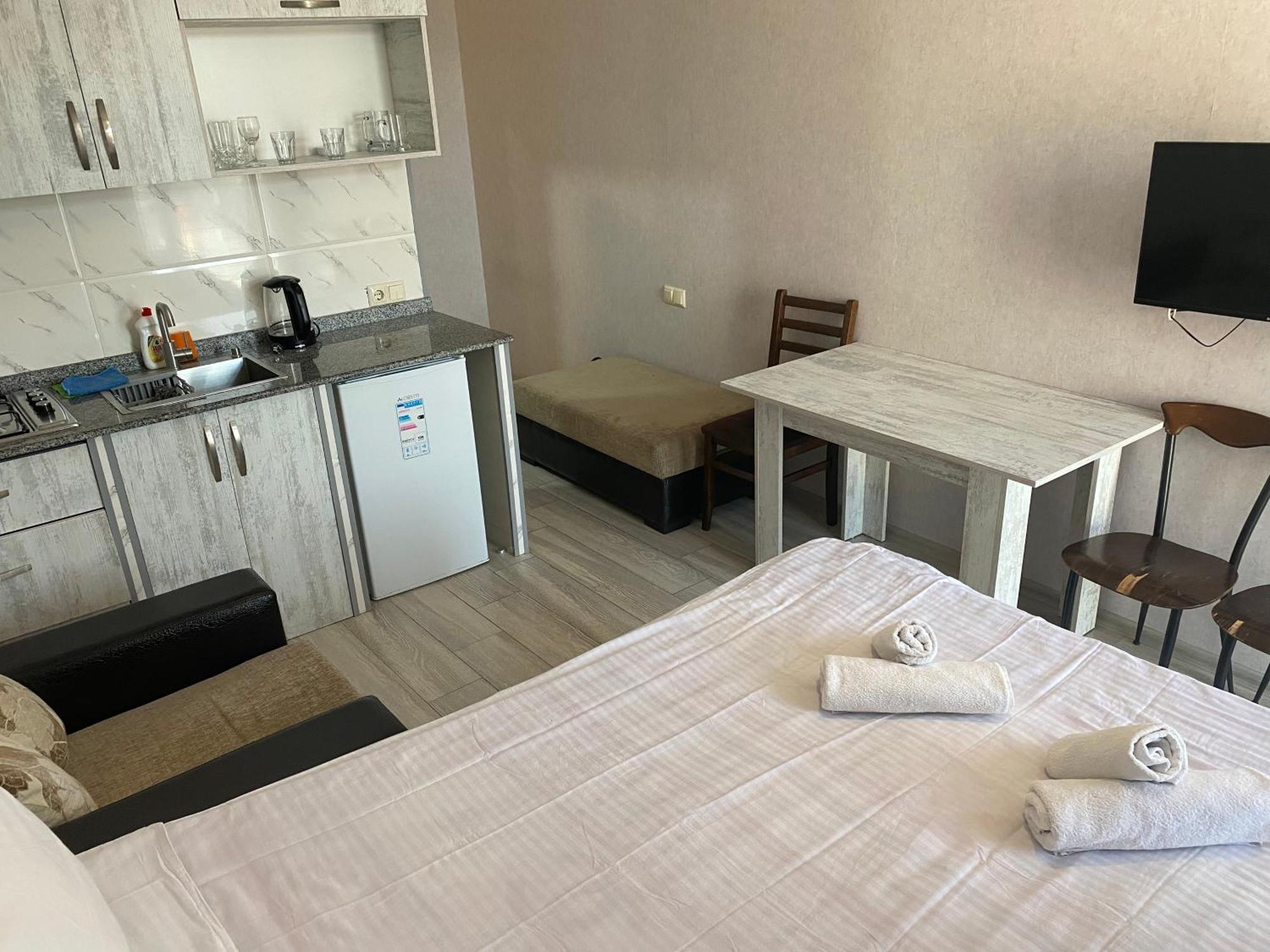 Apartment - Nino Батуми Екстериор снимка